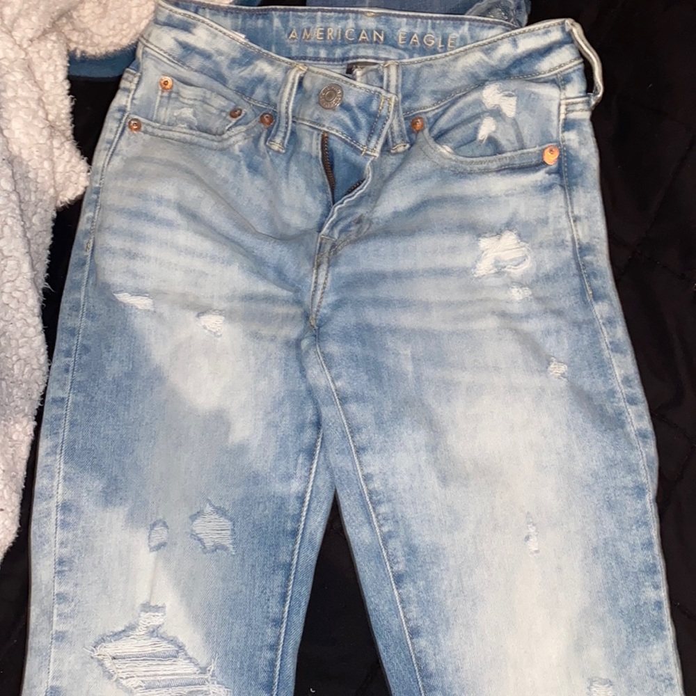 American eagle Blue ripped jeans
